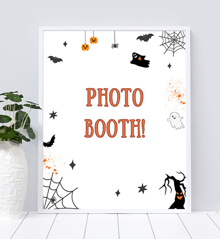 Halloween Photo Booth Sign